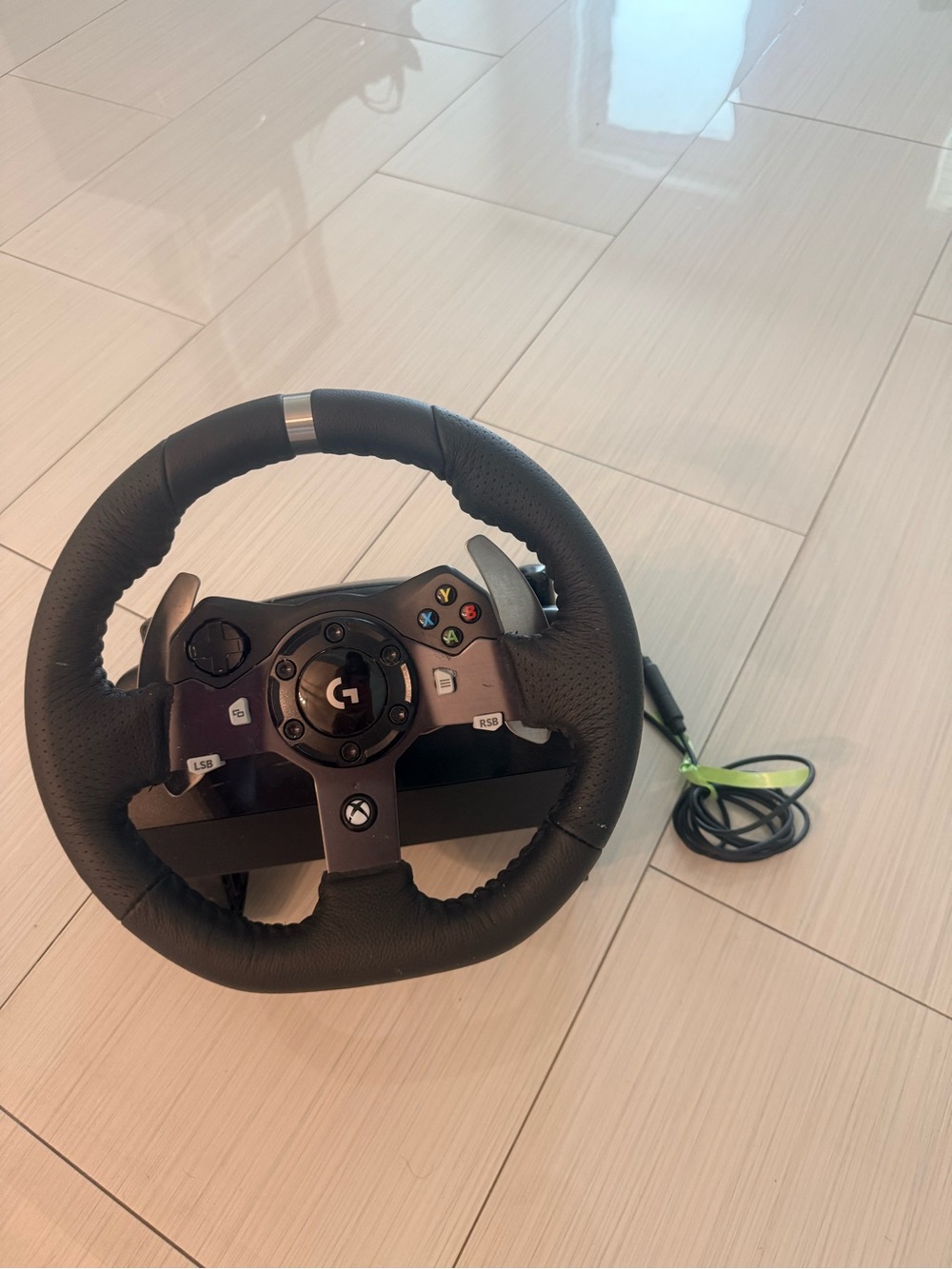 Logitech G920 Driving Force Racing wheel and Pedals Xbox/ pc